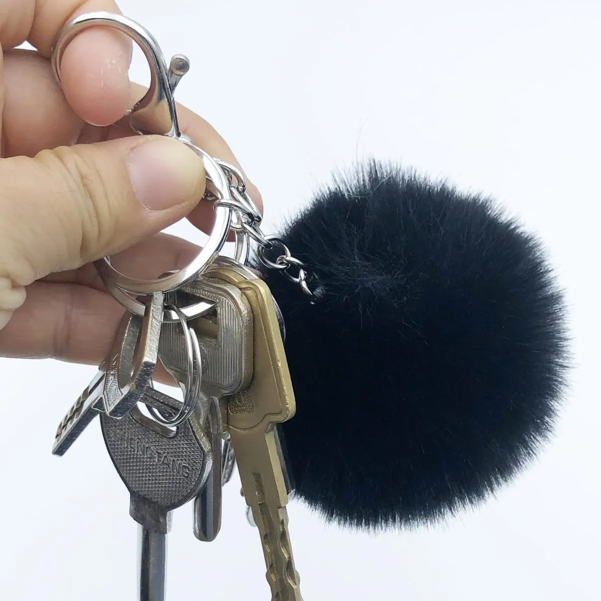 Unpafcxddyig 5 Pieces Poms Keychains Fluffy Ball Faux Fur Pom Pom Keyring for Women