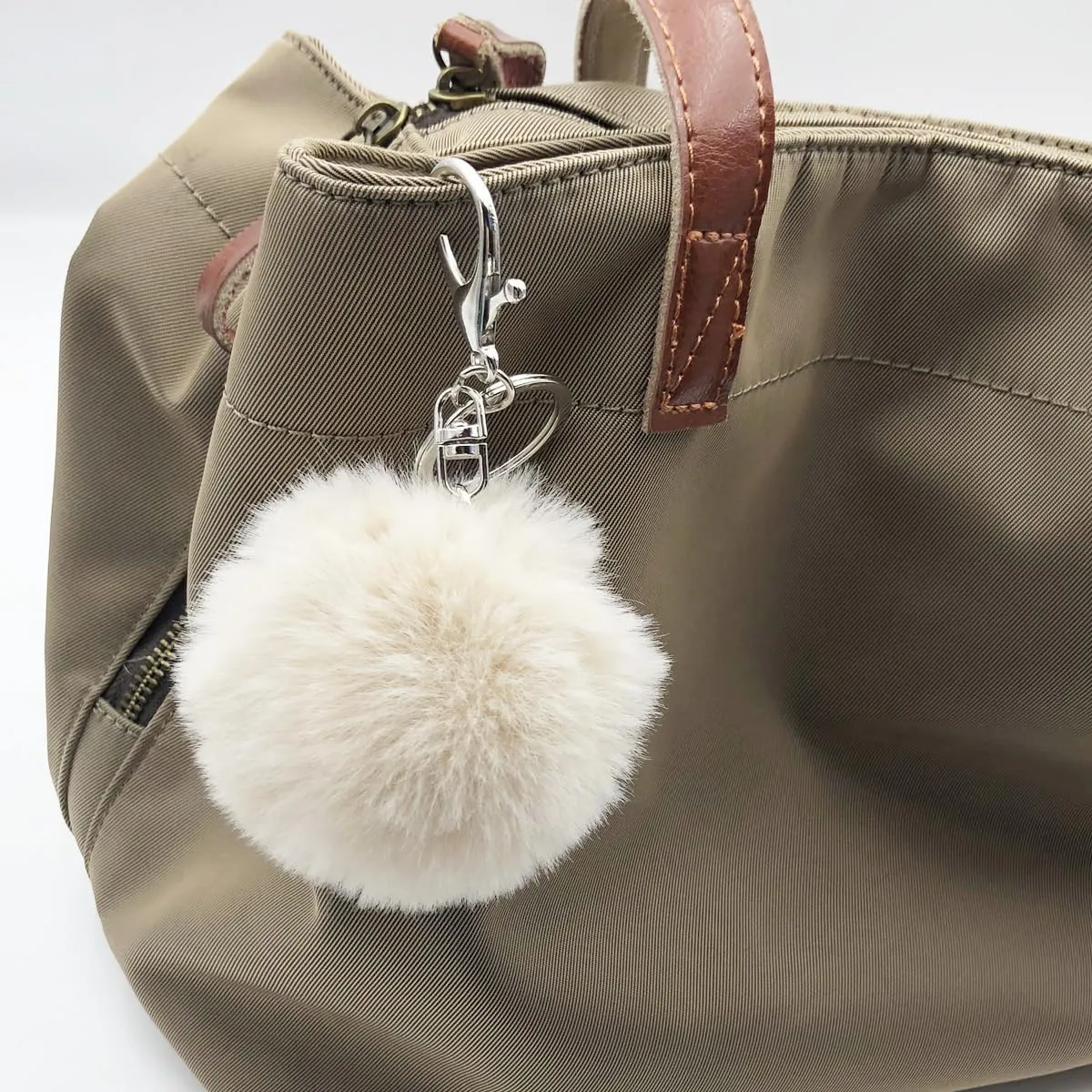 Unpafcxddyig 5 Pieces Poms Keychains Fluffy Ball Faux Fur Pom Pom Keyring for Women